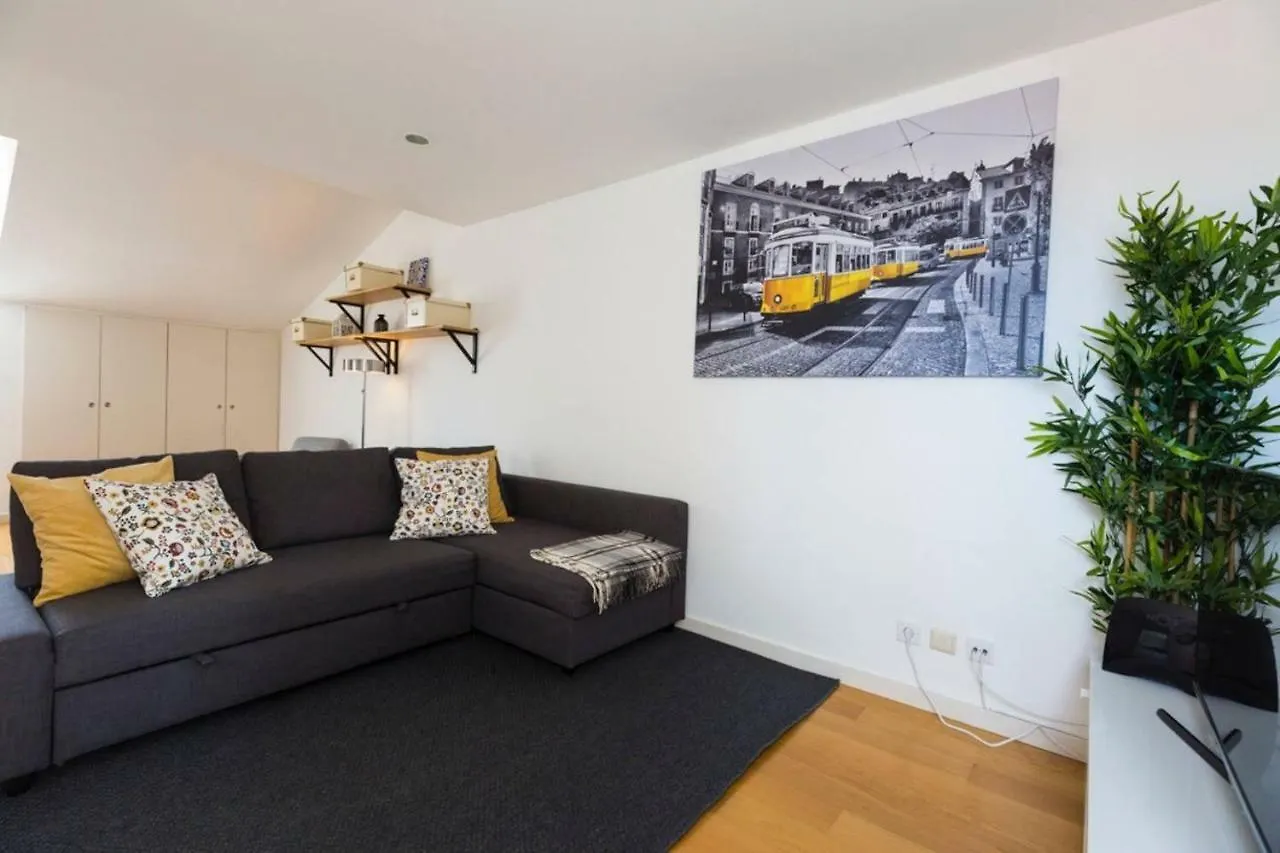 Ola Lisbon - Principe Real IV Apartment