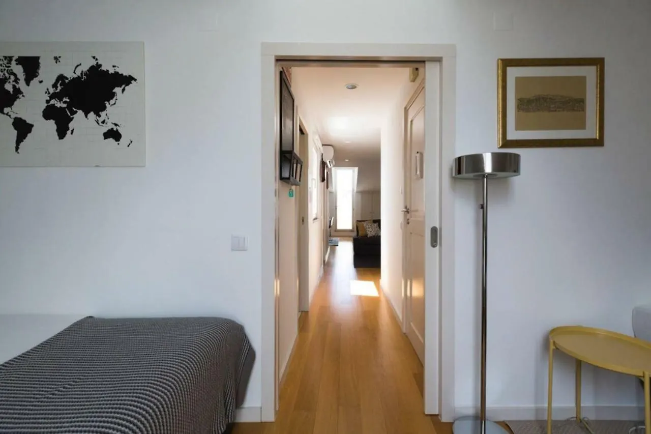 Ola Lisbon - Principe Real IV Apartment