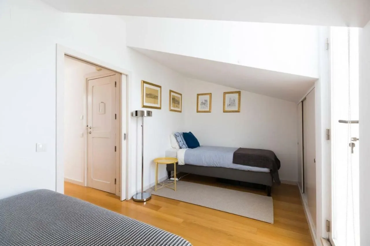 Ola Lisbon - Principe Real IV Apartment